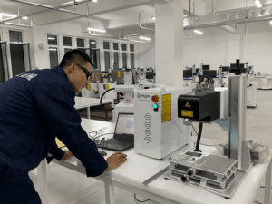 Nejlepší 200W pulzní laserový čisticí stroj 3 3D laser