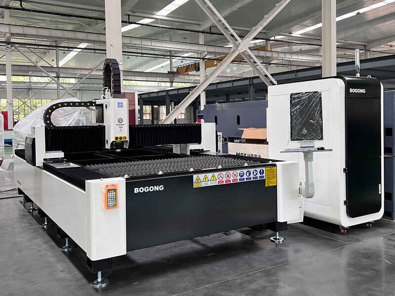 Laser-Metallschneidemaschine Lieferant (3) (2)