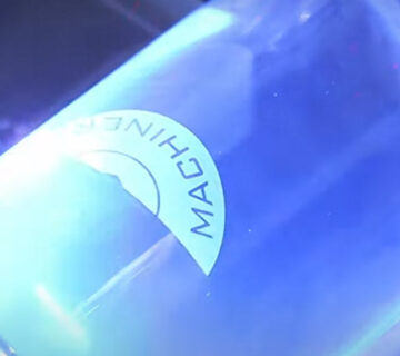 Melhores máquinas de gravação a laser para pequenas empresas (revisão de 2025) - Máquina de marcação a laser 3D-UV