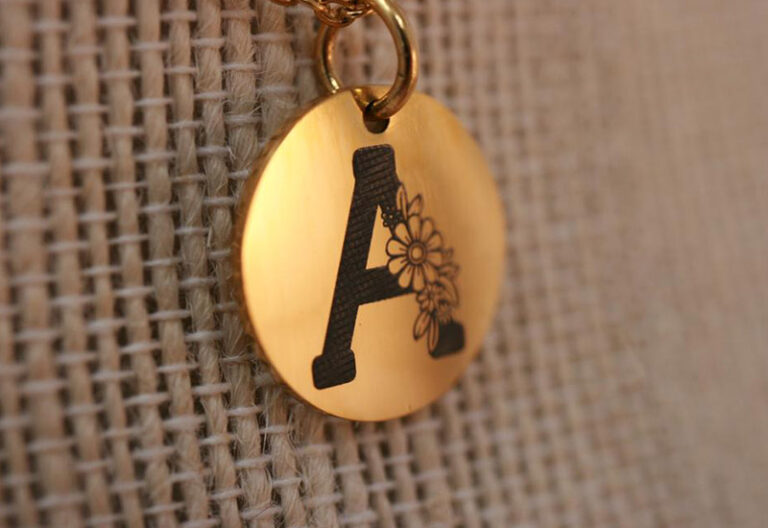 Laser Marking Machine Jewelry and Luxury Goods Precision without Damage 10 Laser-Marking-Machine-for-Jewelry-5