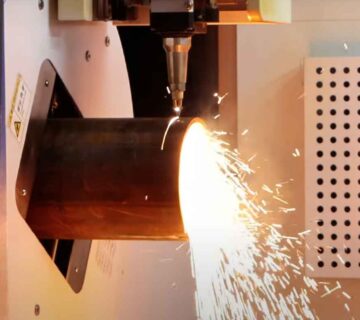 Garajınızın Neden Bir Metal Lazer Kesim Makinesine İhtiyacı Var (3) Otomatik Yükleyici