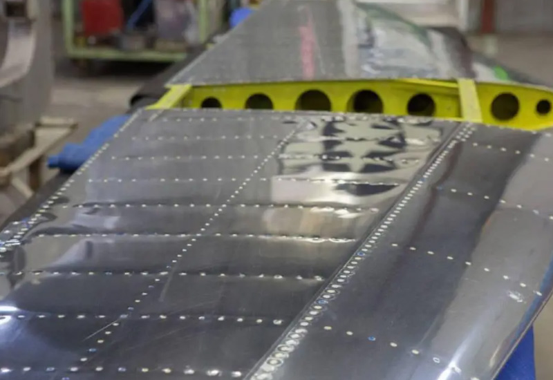 Machine à souder au laser personnalisée pour l'aéronautique - peau de fuselage - 5 Machine à souder au laser personnalisée pour l'aéronautique - peau de fuselage - 5