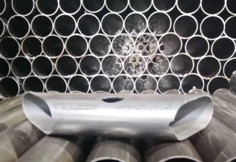 Macchina per il taglio laser a tubo rotondo in fibra su misura-5