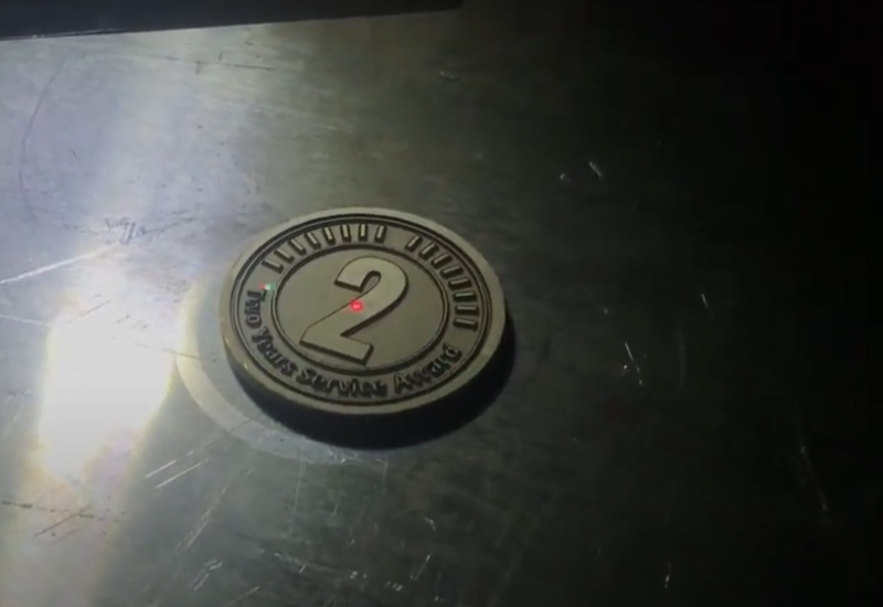 Máquinas de grabado láser para rotulación y premios-7 (3)