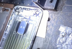 Máquina de solda a laser OEM para reparo de estrutura metálica de telefones celulares-1