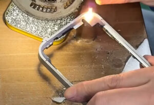 Máquina de solda a laser OEM para reparo de estrutura metálica de telefones celulares-3