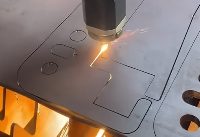 Fiber-Laser-Cutting-Machine-for-Agricultural-Machinery-Parts-6