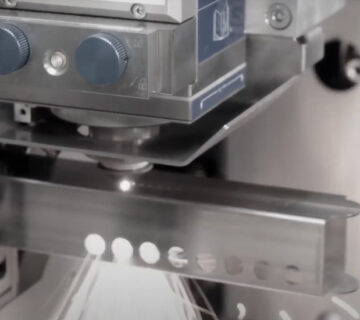 OEM-Fiber-Laser-Cutting-Machine-for-Office-Furniture-Frames-4