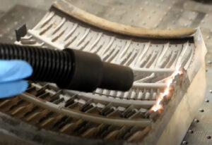 Pulse-Laser-Cleaning-Machine-for-Injection-Mold-Maintenance-3