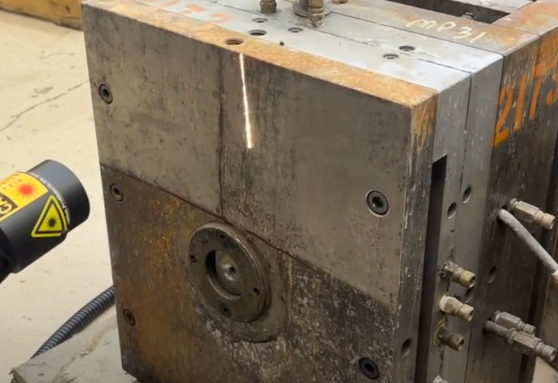 Pulse-Laser-Cleaning-Machine-for-Injection-Mold-Maintenance-6 Pulse-Laser-Cleaning-Machine-for-Injection-Mold-Maintenance-6
