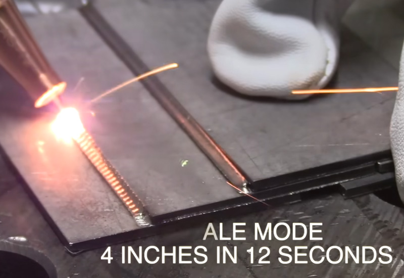 Handheld-Laser-Welder-for-Display-Sign-Frames-4