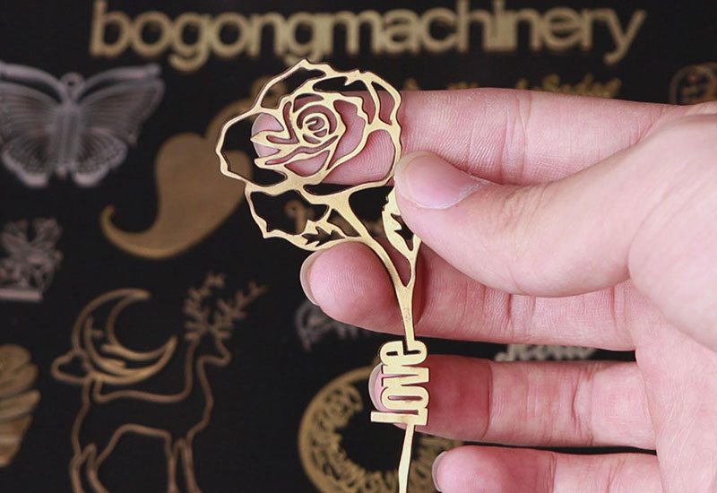 Metal için lazer kesim makinesi-1