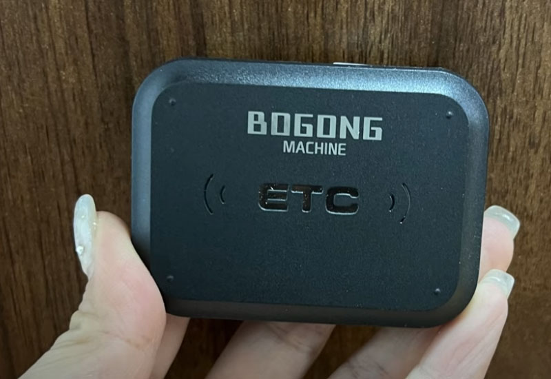 Plastik için lazer gravür makinesi-1