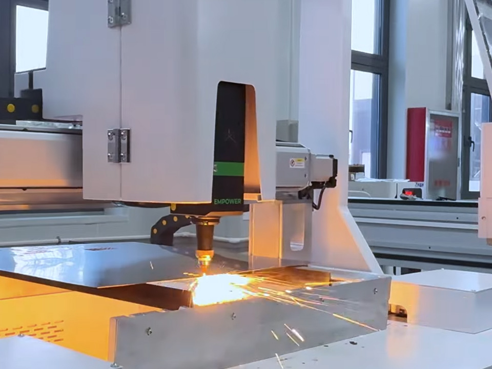 10 Industrial Applications Where Fiber Laser Cutting Machines Excel 2 10 Industrial Applications Where Fiber Laser Cutting Machines Excel