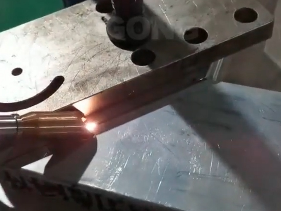 Can Handheld Laser Welders Replace TIG Welding in Production_