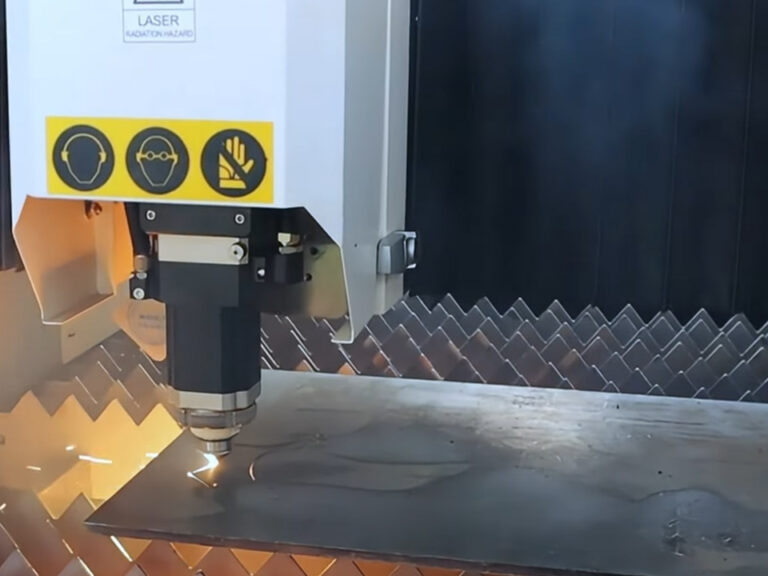 Cutting Aluminum With Fiber Laser: Challenges and Solutions 1 Fiber Laser