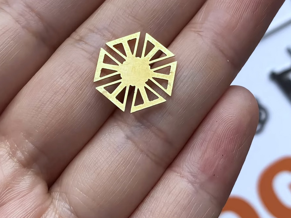 Cutting Aluminum With Fiber Laser: Challenges and Solutions 3 Fiber Laser