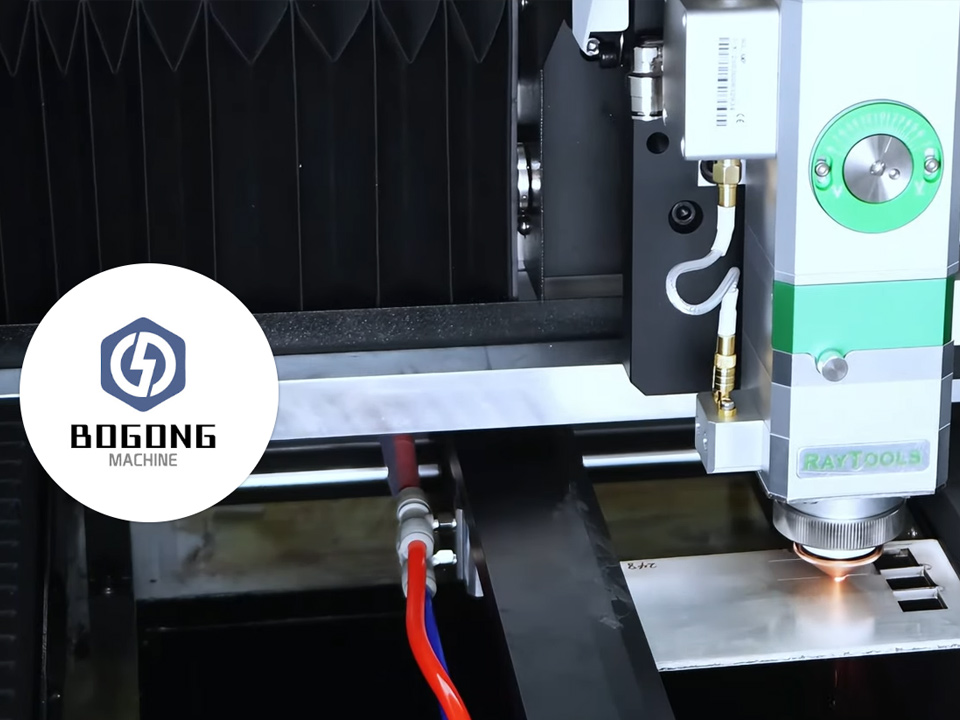 Machines de découpe laser