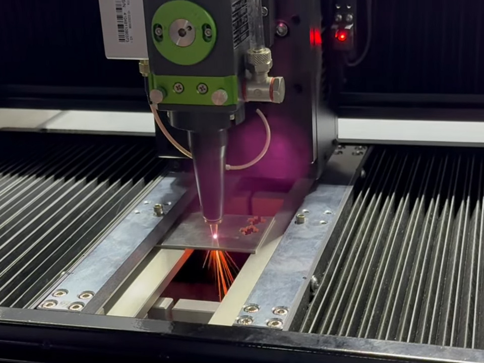 Sheet Metal Cutting 3