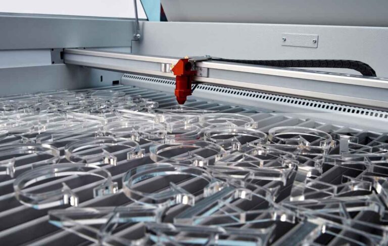 Cutting Acrylic Without Burning 1