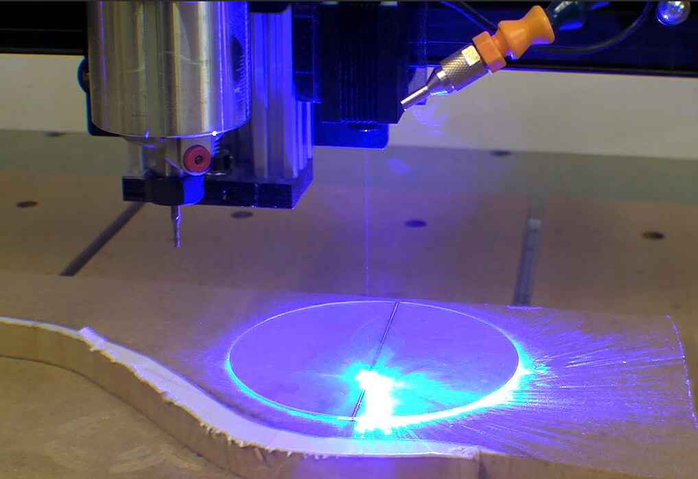 Cutting Acrylic Without Burning 4
