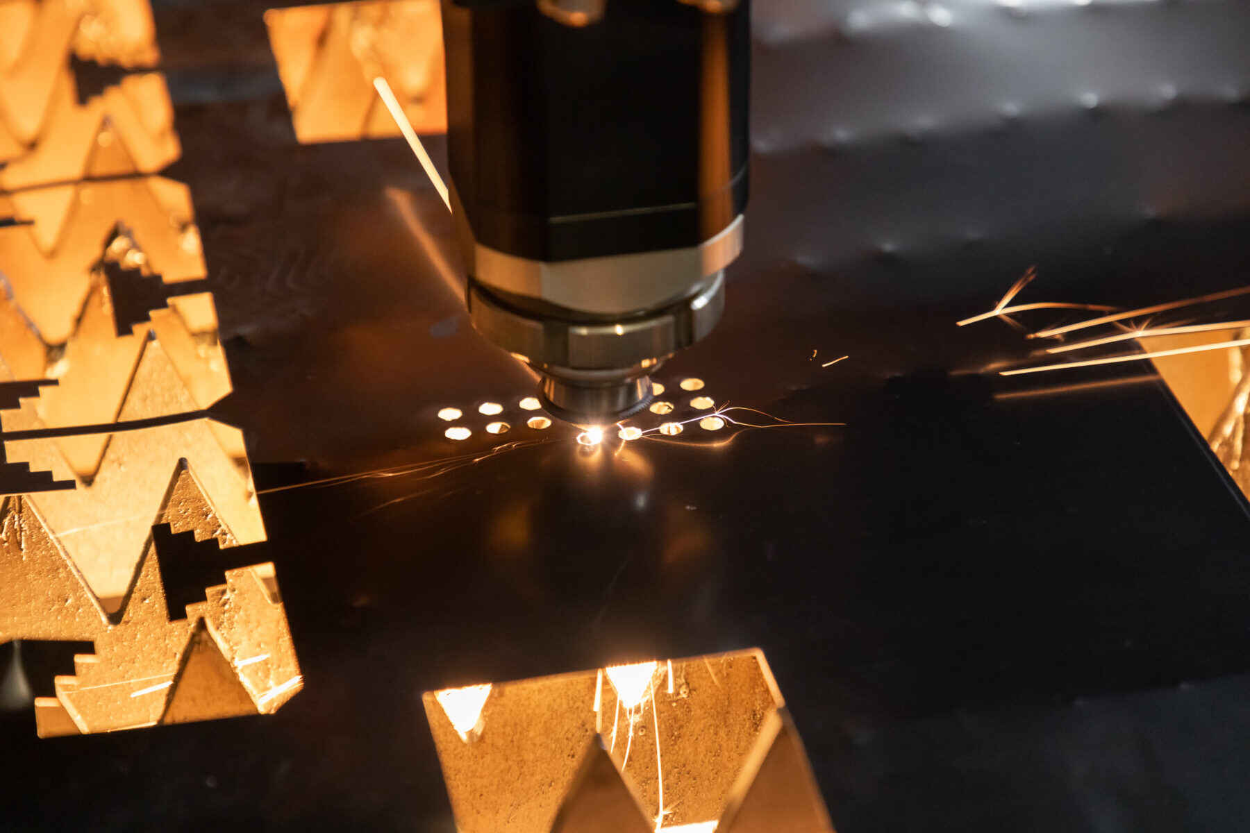 Exactly how to Pick the Right Fiber Laser Reducing Equipment