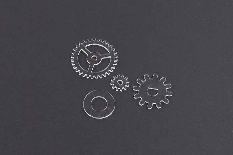 How Manufacturers Produce Acrylic Panels Using Laser Cutting 1 How Manufacturers Produce Acrylic Panels Using Laser Cutting