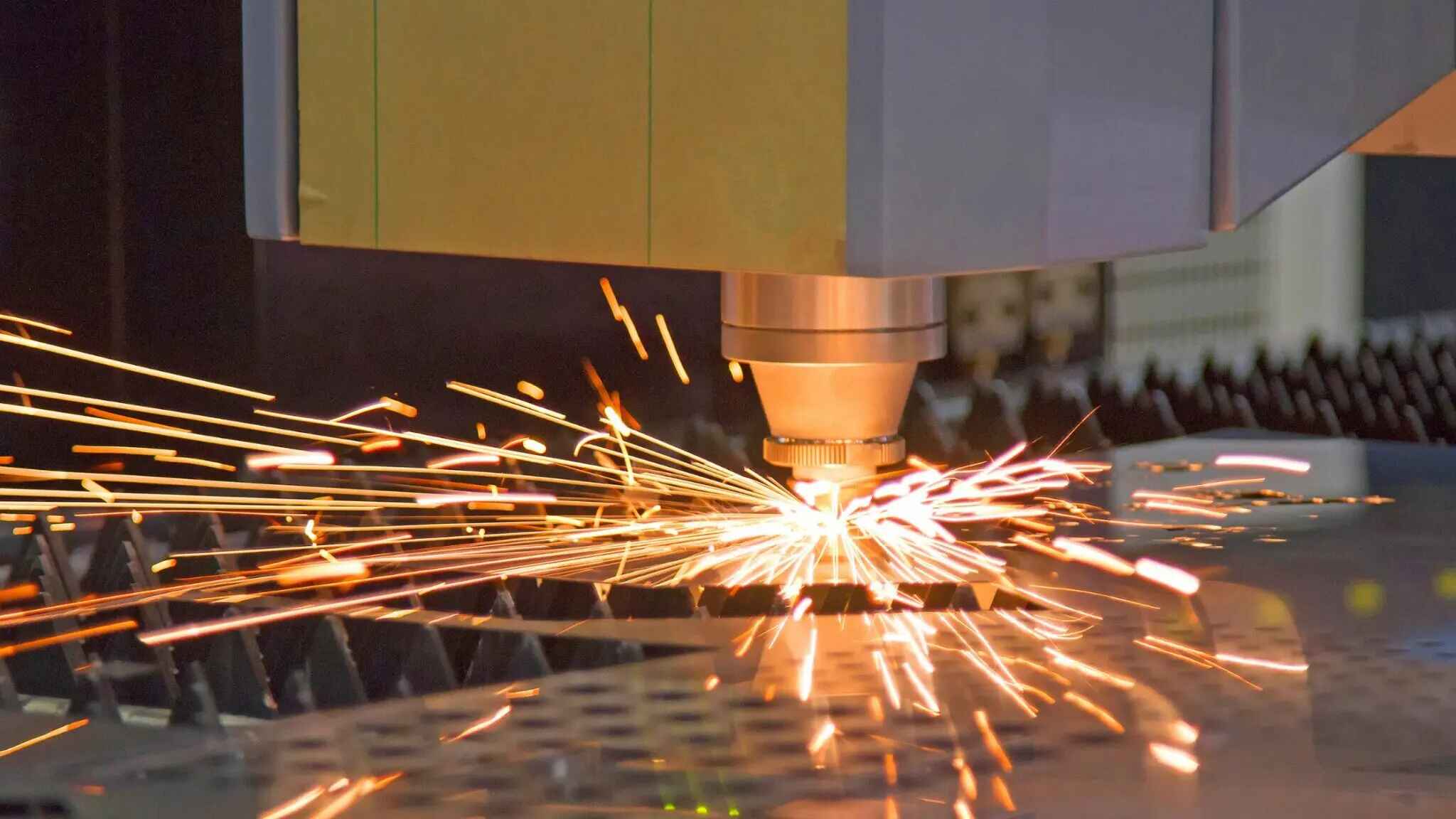 How to Choose the Right Fiber Laser Cutting Equipment 4