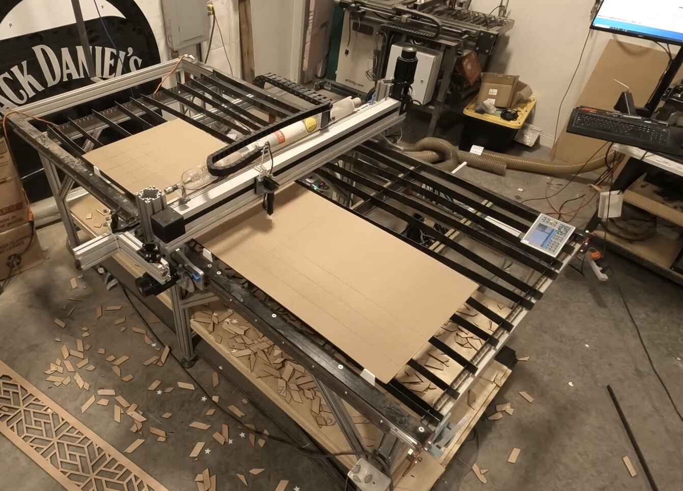 CO2 Laser Cutting Machines