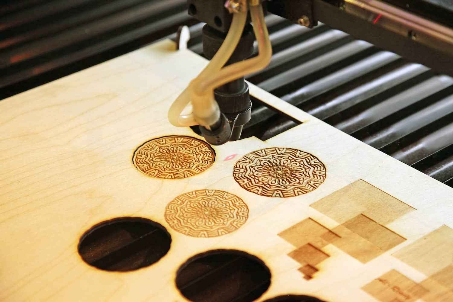 Laser Cutting Applications in Wooden Packaging Manufacturing 1 Laser Cutting
