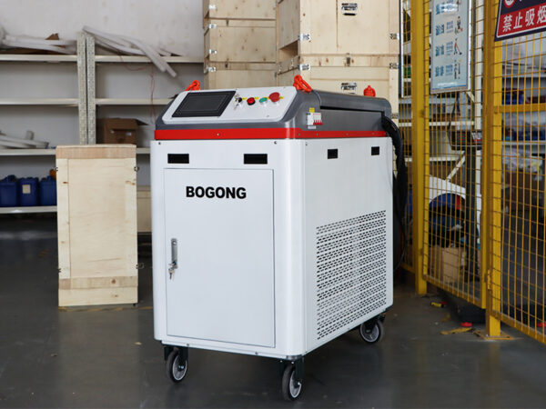 2000W Pulsed Laser Cleaning Machine